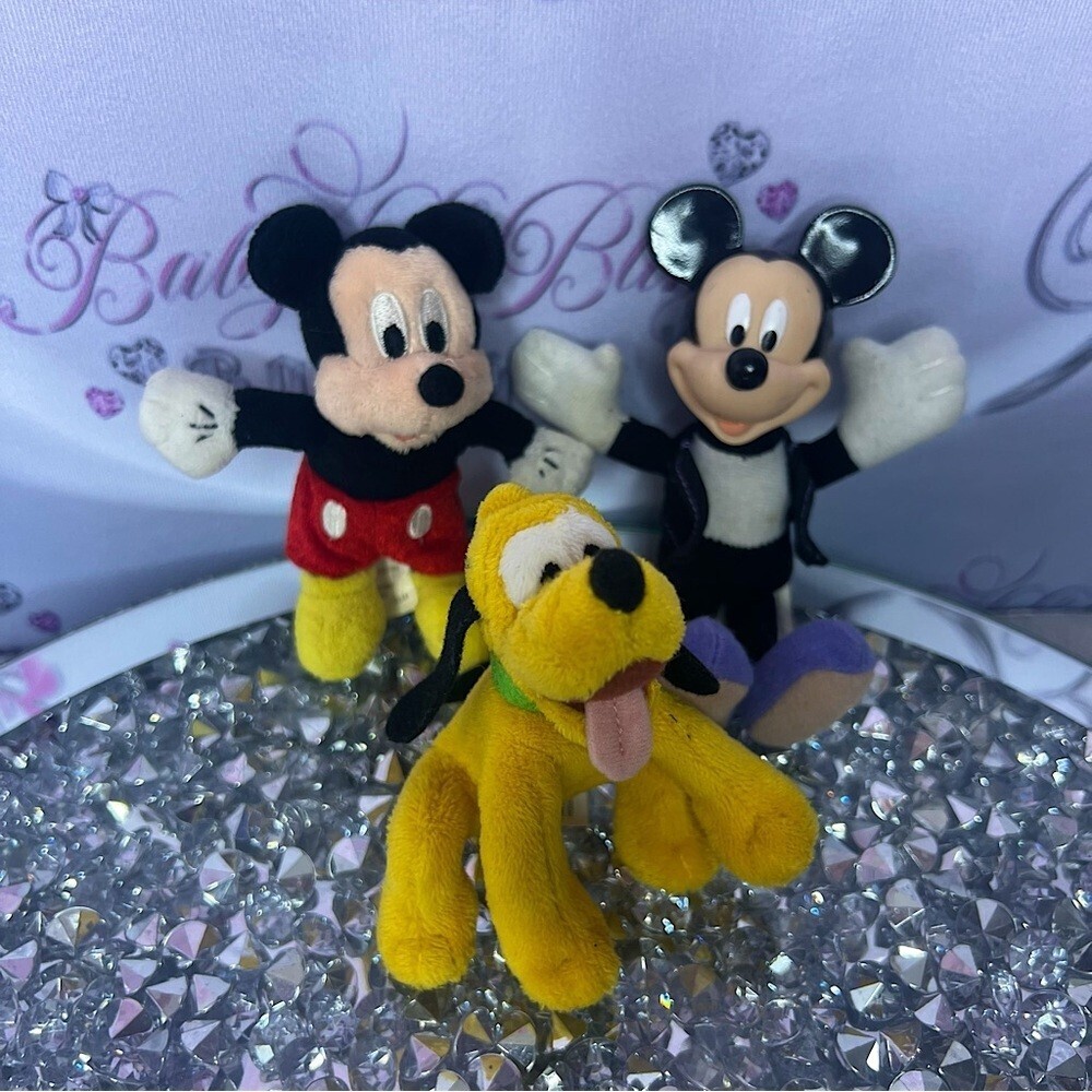 3 mini plush Disney park’s merchandise Mickey Mouse goofy and rockstar Mickey